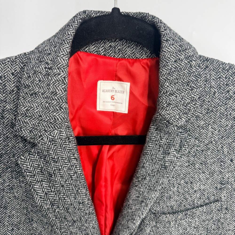 Gap The Academy Blazer Gray Herringbone Wool Silk Blend Red Lining 6 Academia - Picture 2 of 7